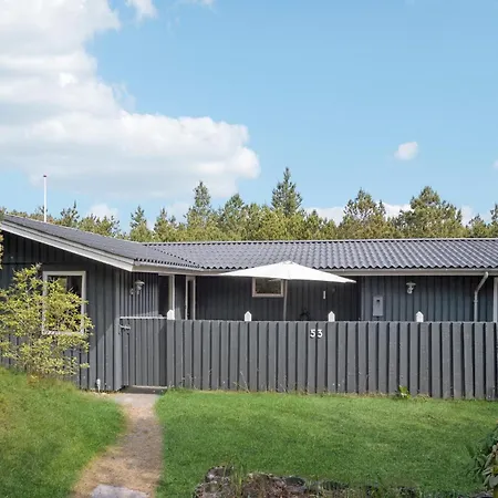 度假居 3 Bedroom Lovely In *